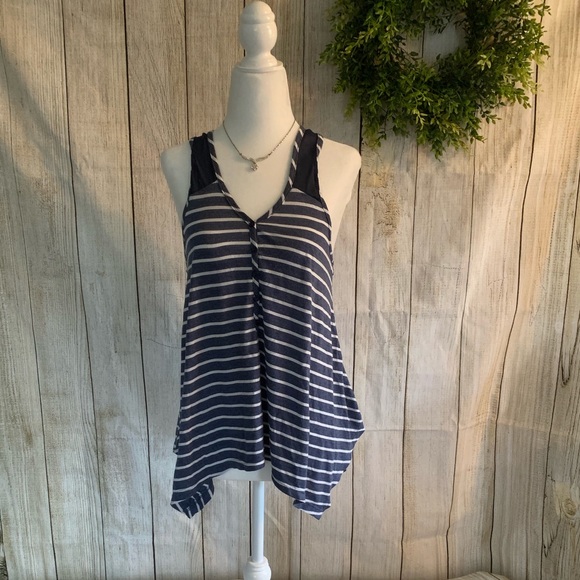 Robin K Tops - Robin K. Razorback stripe tank. Size M